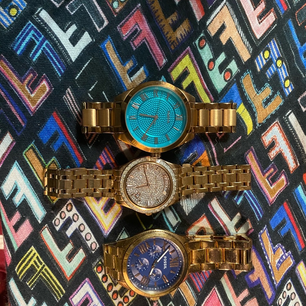 3 fossil watches